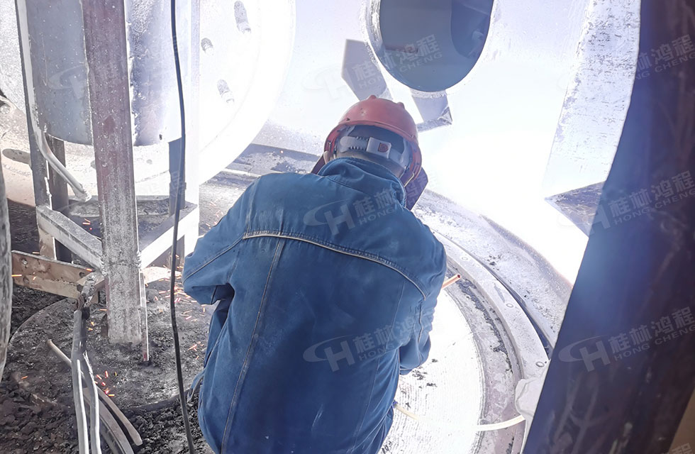 點贊！鴻程榜樣！無懼炙烤，追求卓越，實現服務“超預期”